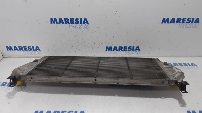 Usagé Intercooler Renault Espace (JK) 2.0 16V Turbo Prix € 25,00 Règlement à la marge proposé par Maresia Parts
