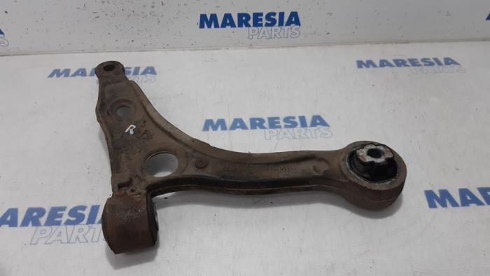 Front lower wishbone, right from a Citroën Jumper (U9) 2.2 HDi 120 Euro 4 2008