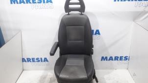 Used Seat, left Citroen Jumper (U9) 2.2 HDi 120 Euro 4 Price € 444,68 Inclusive VAT offered by Maresia Parts