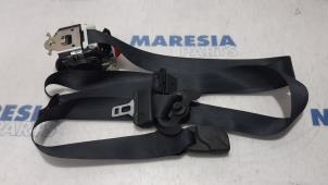 Overhauled Front seatbelt, left Renault Clio V (RJAB) 1.0 TCe 100 12V Price € 254,10 Inclusive VAT offered by Maresia Parts