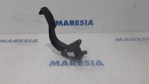 Used Throttle pedal position sensor Renault Clio V (RJAB) 1.0 TCe 100 12V Price € 60,00 Margin scheme offered by Maresia Parts
