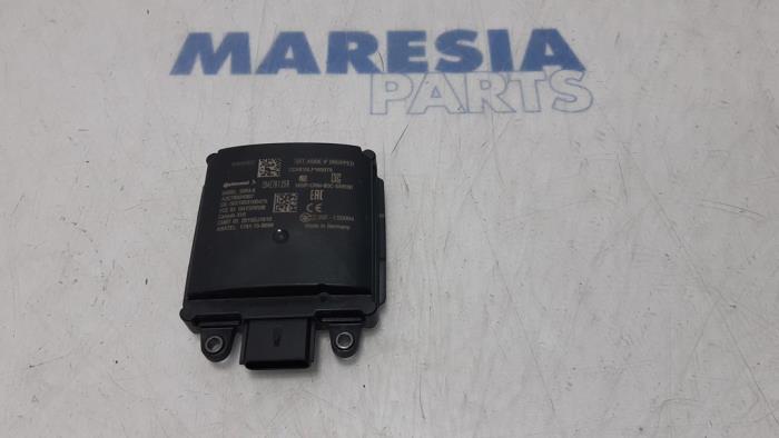 Begagnade Radarsensor Renault Clio V (RJAB) 1.0 TCe 100 12V Pris € 210,00 Marginaltabell erbjuds av Maresia Parts