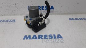 Used ABS pump Renault Clio V (RJAB) 1.0 TCe 100 12V Price € 183,75 Margin scheme offered by Maresia Parts