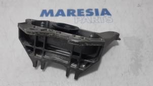 Used Engine mount Renault Clio V (RJAB) 1.0 TCe 100 12V Price € 40,00 Margin scheme offered by Maresia Parts