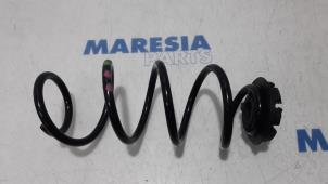 Used Rear coil spring Renault Clio V (RJAB) 1.0 TCe 100 12V Price € 25,00 Margin scheme offered by Maresia Parts