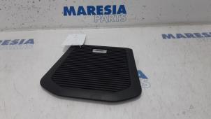 Used Speaker Renault Clio V (RJAB) 1.0 TCe 100 12V Price € 20,00 Margin scheme offered by Maresia Parts