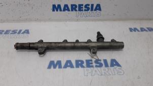 Used Fuel injector nozzle Renault Grand Scénic II (JM) 1.9 dCi 120 Price € 50,00 Margin scheme offered by Maresia Parts