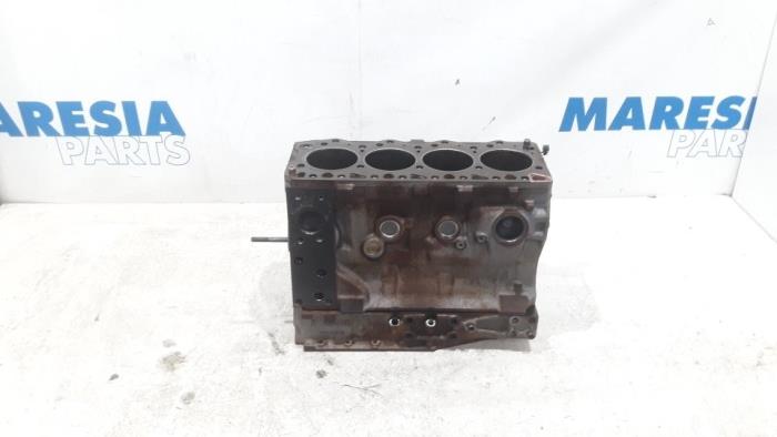 Used Engine crankcase Citroen Jumper (U5/ZB) 2.8 HDi Price € 508,20 Inclusive VAT offered by Maresia Parts