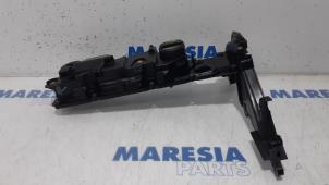 Used Rocker cover Peugeot 308 (L3/L8/LB/LH/LP) 1.6 BlueHDi 120 Price € 35,00 Margin scheme offered by Maresia Parts
