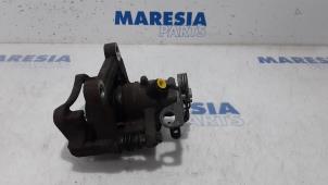 Used Rear brake calliper, right Renault Trafic (1FL/2FL/3FL/4FL) 1.6 dCi 125 Twin Turbo Price € 90,75 Inclusive VAT offered by Maresia Parts