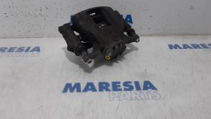 Used Front brake calliper, left Renault Trafic (1FL/2FL/3FL/4FL) 1.6 dCi 125 Twin Turbo Price € 90,75 Inclusive VAT offered by Maresia Parts