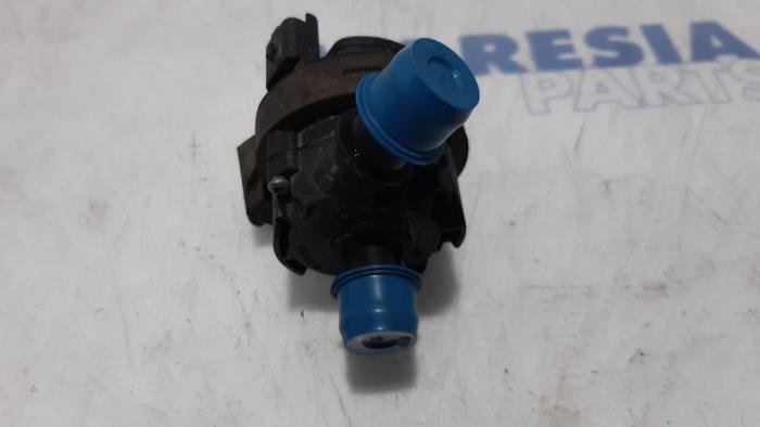 Bomba de agua de un Renault Trafic (1FL/2FL/3FL/4FL) 1.6 dCi 125 Twin Turbo 2019