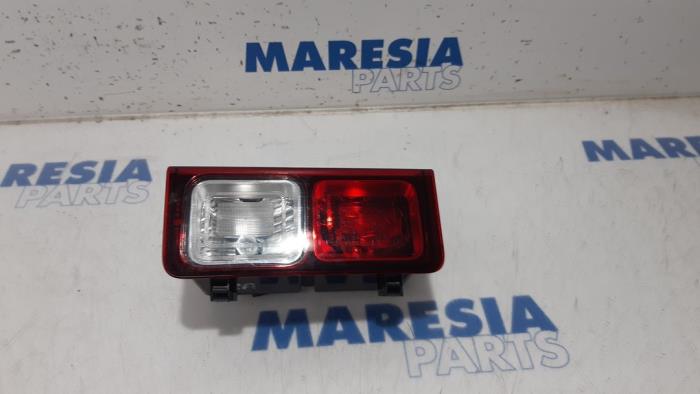 Renault Trafic Rear Fog Lights Stock Proxyparts Com