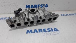 Used Intake manifold Renault Master IV (MA/MB/MC/MD/MH/MF/MG/MH) 2.3 dCi 135 16V FWD Price € 127,05 Inclusive VAT offered by Maresia Parts