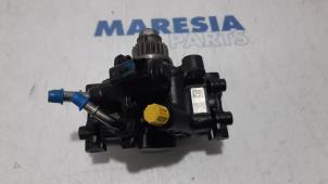 Gebrauchte Kraftstoffpumpe Mechanisch Renault Master IV (MA/MB/MC/MD/MH/MF/MG/MH) 2.3 dCi 135 16V FWD Preis € 571,73 Mit Mehrwertsteuer angeboten von Maresia Parts