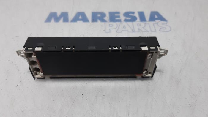 Begagnade Innerdisplay Peugeot Expert (G9) 2.0 HDi 120 Pris € 35,00 Marginaltabell erbjuds av Maresia Parts
