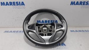 Used Steering wheel Renault Clio IV (5R) 0.9 Energy TCE 90 12V Price € 50,00 Margin scheme offered by Maresia Parts