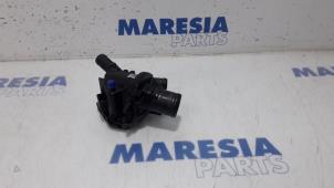 Usagé Boîtier thermostat Renault Master IV (MA/MB/MC/MD/MH/MF/MG/MH) 2.3 dCi 135 16V FWD Prix € 60,50 Prix TTC proposé par Maresia Parts