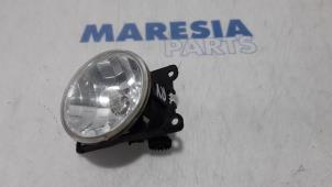 Used Fog light, front right Peugeot 207/207+ (WA/WC/WM) 1.4 16V VTi Price € 10,00 Margin scheme offered by Maresia Parts