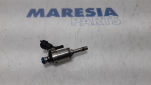 Używane Wtryskiwacz (wtrysk benzyny) Citroen DS3 (SA) 1.6 16V VTS THP 155 Cena € 35,00 Procedura marży oferowane przez Maresia Parts