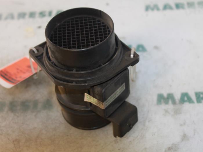 Gebrauchte Luftmengenmesser Renault Master II (FD/HD) 2.5 dCi 16V Preis € 35,00 Margenregelung angeboten von Maresia Parts