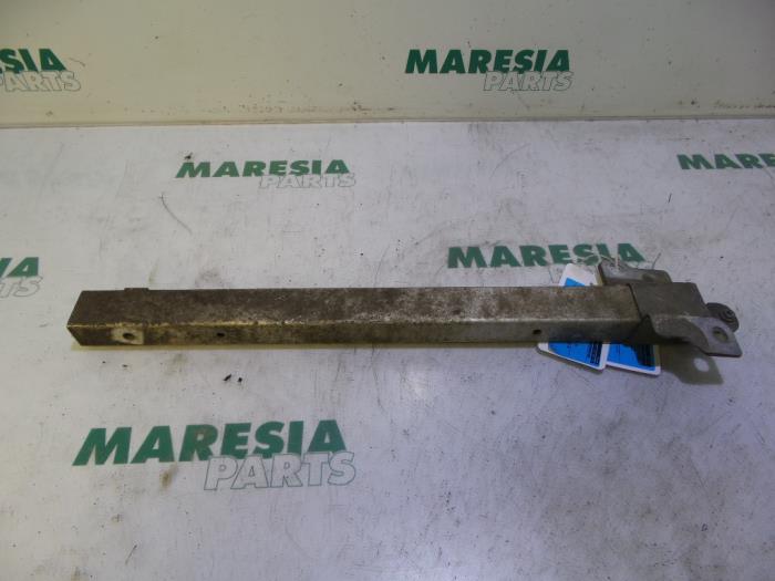 Used Subframe Renault Espace (JK) 2.0 16V Turbo Price € 30,00 Margin scheme offered by Maresia Parts