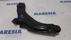 Used Front lower wishbone, right Renault Clio IV (5R) 0.9 Energy TCE 90 12V Price € 20,00 Margin scheme offered by Maresia Parts