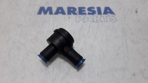 Used Vacuum valve Renault Clio IV (5R) 0.9 Energy TCE 90 12V Price € 25,00 Margin scheme offered by Maresia Parts