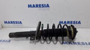 Used Front shock absorber rod, left Peugeot 207/207+ (WA/WC/WM) 1.4 16V VTi Price € 30,00 Margin scheme offered by Maresia Parts