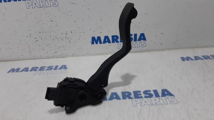 Gaspedalposition Sensor van een Citroën C3 (SC) 1.0 Vti 68 12V 2014
