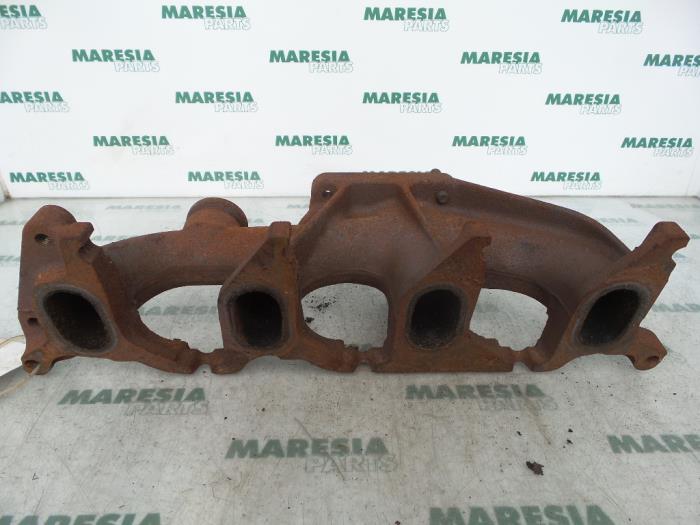 Gebrauchte Abgaskrümmer Renault Grand Scénic II (JM) 1.9 dCi 120 Preis € 50,00 Margenregelung angeboten von Maresia Parts