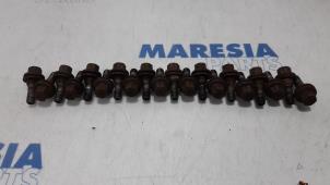 Used Set of wheel bolts Peugeot 508 SW (8E/8U) 1.6 THP 16V Price € 25,00 Margin scheme offered by Maresia Parts