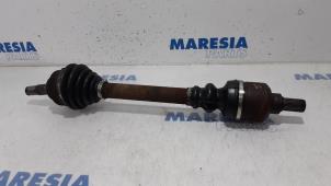 Used Front drive shaft, left Peugeot 307 Break (3E) 1.6 16V Price € 60,00 Margin scheme offered by Maresia Parts