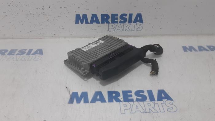 Used Automatic gearbox computer Peugeot 307 Break (3E) 1.6 16V Price € 105,00 Margin scheme offered by Maresia Parts