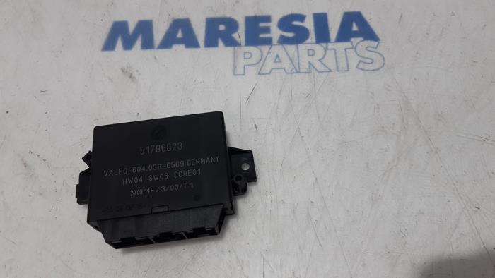 Begagnade PDC-modul Fiat 500 (312) 0.9 TwinAir 85 Pris € 50,00 Marginaltabell erbjuds av Maresia Parts