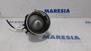 Usagé Moteur de ventilation chauffage Fiat 500 (312) 0.9 TwinAir 85 Prix € 25,00 Règlement à la marge proposé par Maresia Parts