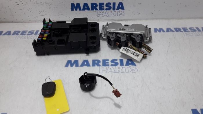 Used Engine management computer Peugeot 307 Break (3E) 1.6 16V Price € 236,25 Margin scheme offered by Maresia Parts