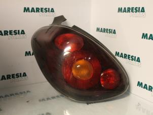 Usados Luz trasera izquierda Fiat Bravo (182A) Precio € 20,00 Norma de margen ofrecido por Maresia Parts