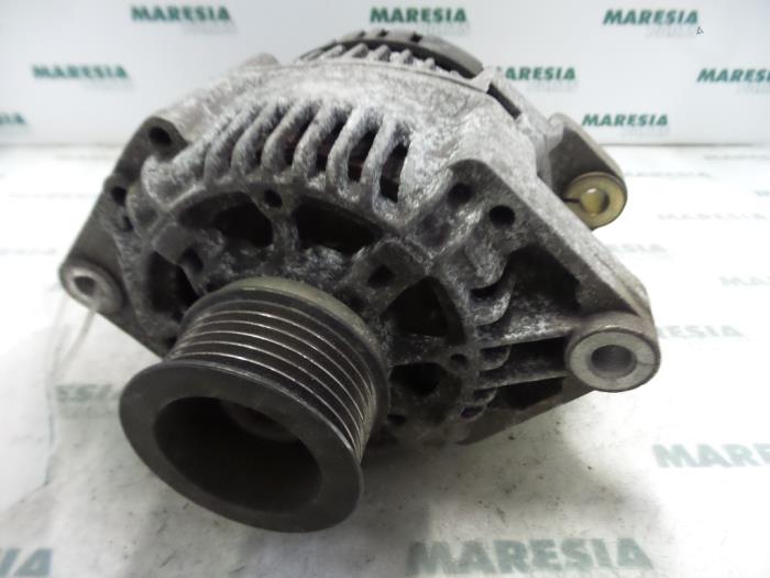 Used Dynamo Renault Master II (FD/HD) 2.5 D Price € 171,52 Inclusive VAT offered by Maresia Parts