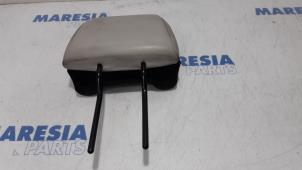 Used Headrest Peugeot 307 CC (3B) 2.0 16V Price € 50,00 Margin scheme offered by Maresia Parts