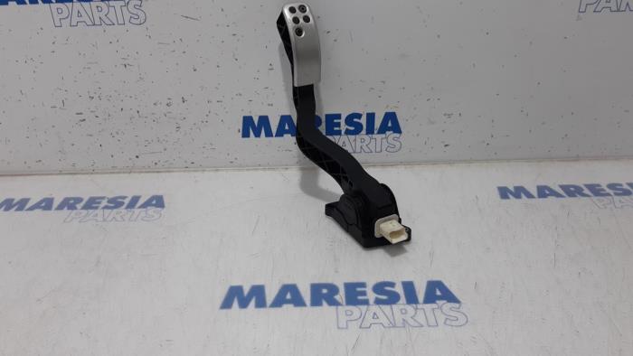 Begagnade Gaspedalsensor Peugeot 307 CC (3B) 2.0 16V Pris € 50,00 Marginaltabell erbjuds av Maresia Parts