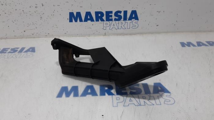 Gebrauchte Öl Ansaugrohr Peugeot 307 CC (3B) 2.0 16V Preis € 25,00 Margenregelung angeboten von Maresia Parts