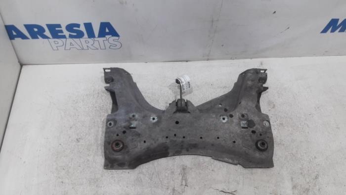 Begagnade Underram Renault Zoé (AG) 46kW Pris € 79,95 Marginaltabell erbjuds av Maresia Parts