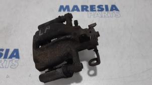 Używane Rear brake calliper, left Citroen Jumpy (G9) 2.0 HDiF 16V 125 Cena € 60,50 Z VAT oferowane przez Maresia Parts