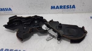 Used Timing cover Peugeot 308 SW (L4/L9/LC/LJ/LR) 1.6 BlueHDi 120 Price € 40,00 Margin scheme offered by Maresia Parts