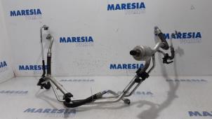 Używane Przewód klimatyzacji Peugeot RCZ (4J) 1.6 16V THP Cena € 126,00 Procedura marży oferowane przez Maresia Parts