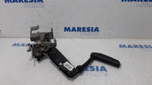 Used Parking brake mechanism Peugeot RCZ (4J) 1.6 16V THP Price € 50,00 Margin scheme offered by Maresia Parts