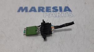 Used Heater resistor Citroen Jumpy (G9) 2.0 HDiF 16V 125 Price € 42,35 Inclusive VAT offered by Maresia Parts