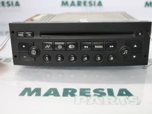 Używane Radioodtwarzacz CD Peugeot 206 (2A/C/H/J/S) 1.4 HDi Cena € 50,00 Procedura marży oferowane przez Maresia Parts