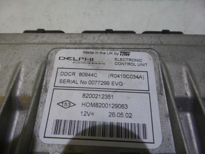 Ordinateur gestion moteur d'un Renault Clio II Societe (SB) 1.5 dCi 65 2001